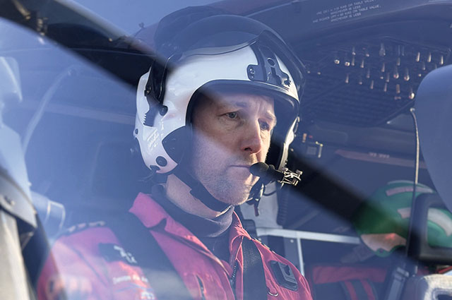 15 Minutes… Devon Air Ambulance Pilot, Captain Ross White